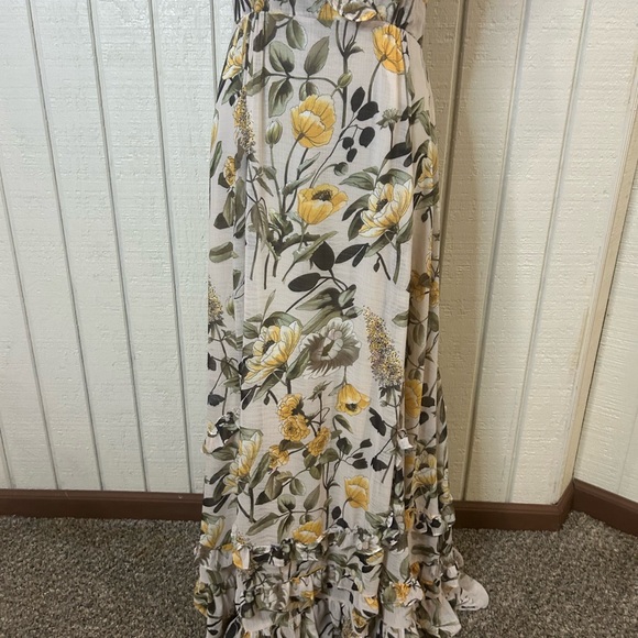 Secret Mission Super Natural Celia Open Back Maxi Dress, size medium. - Picture 3 of 8